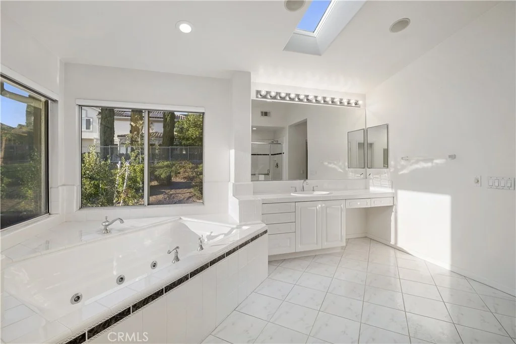 Photo of 2429 Abadejo