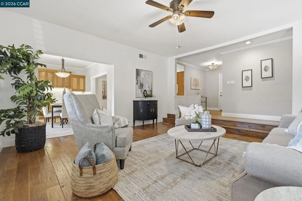 Photo of 4242 Henning Dr