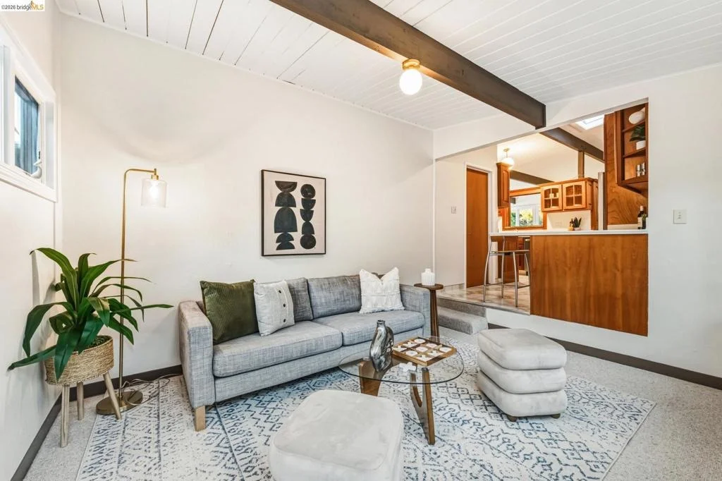 Photo of 7811 Potrero Ave
