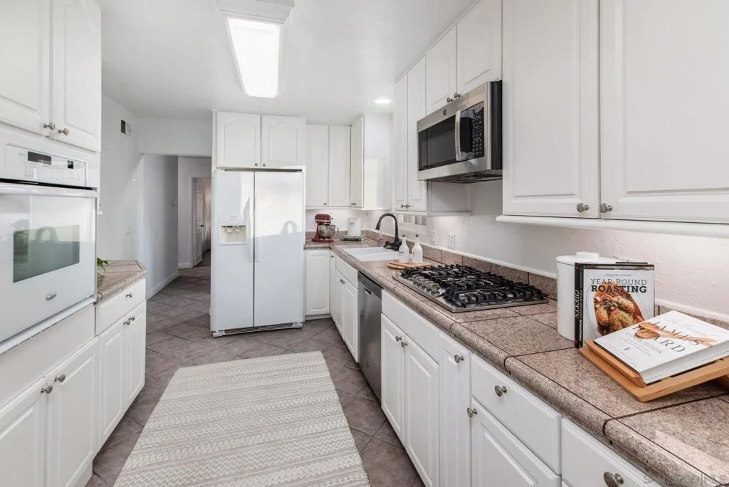 Photo of 9742 Emerald Hill