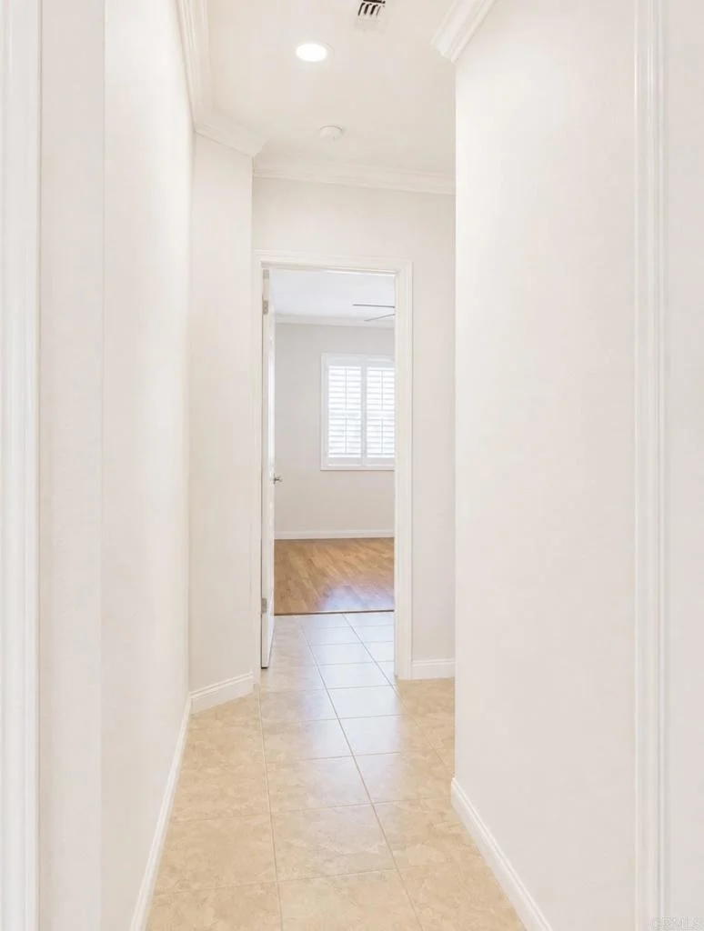 Photo of 81391 Avenida Madrid