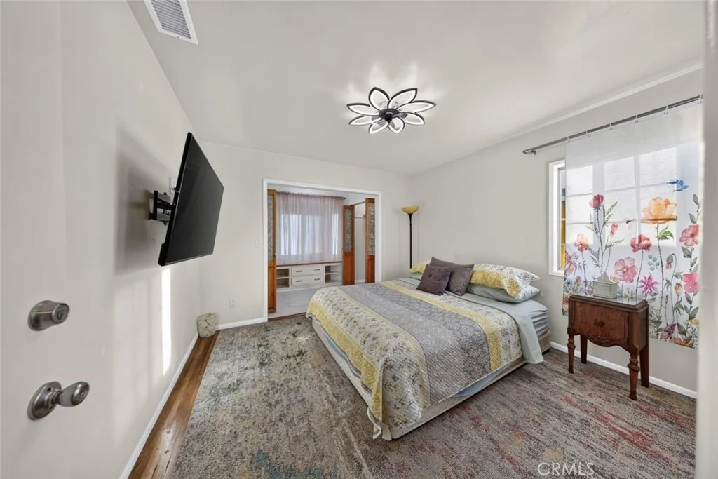 Photo of 1695 James Place