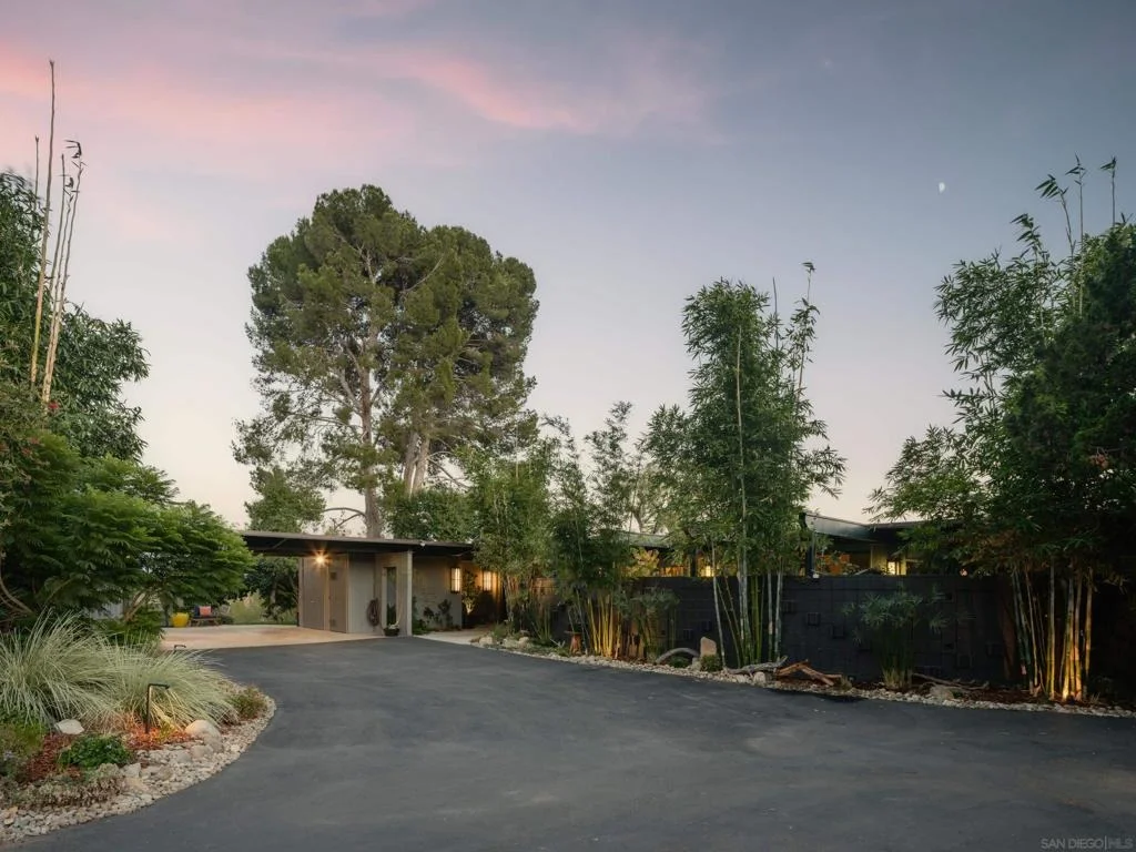 Photo of 10801 Dewitt