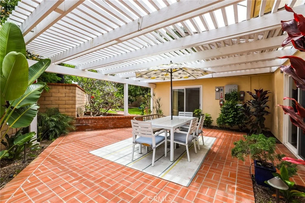 Photo of 2284 Redlands
