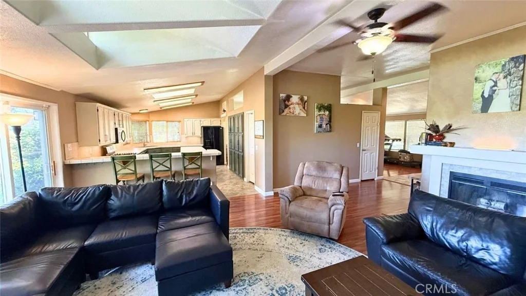 Photo of 5438 Cana