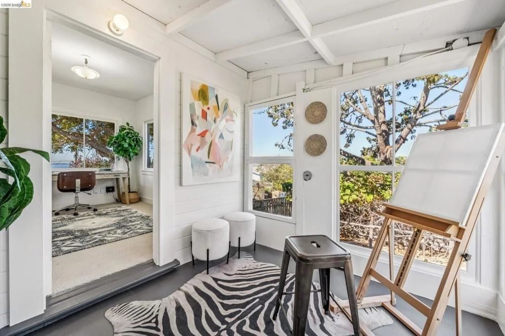 Photo of 722 Avila Place