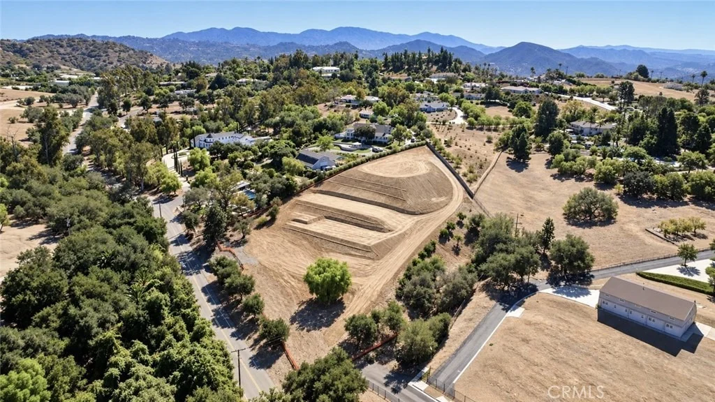 Photo of 3261 Live Oak Park
