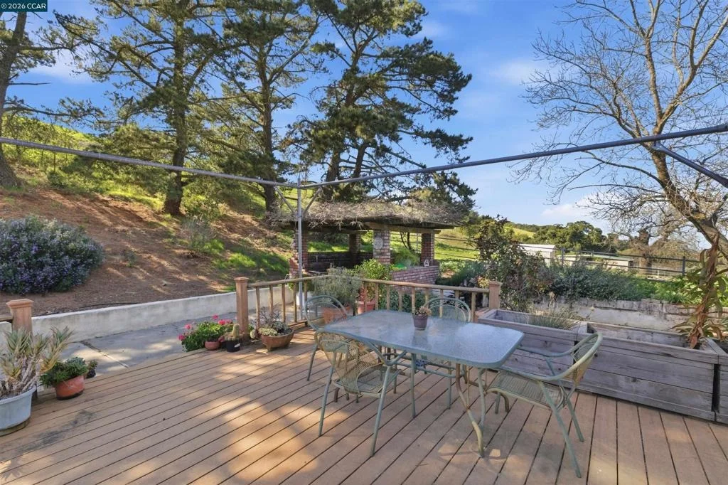 Photo of 9530 Morgan Territory Rd