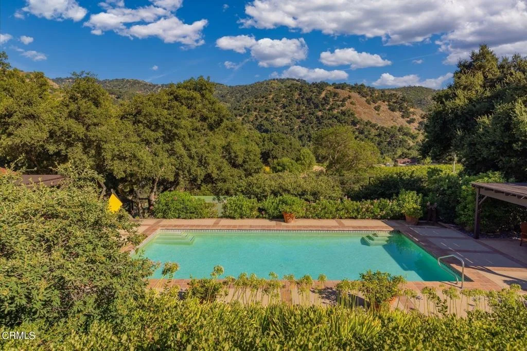 Photo of 10829 10883 Oak Knoll Road
