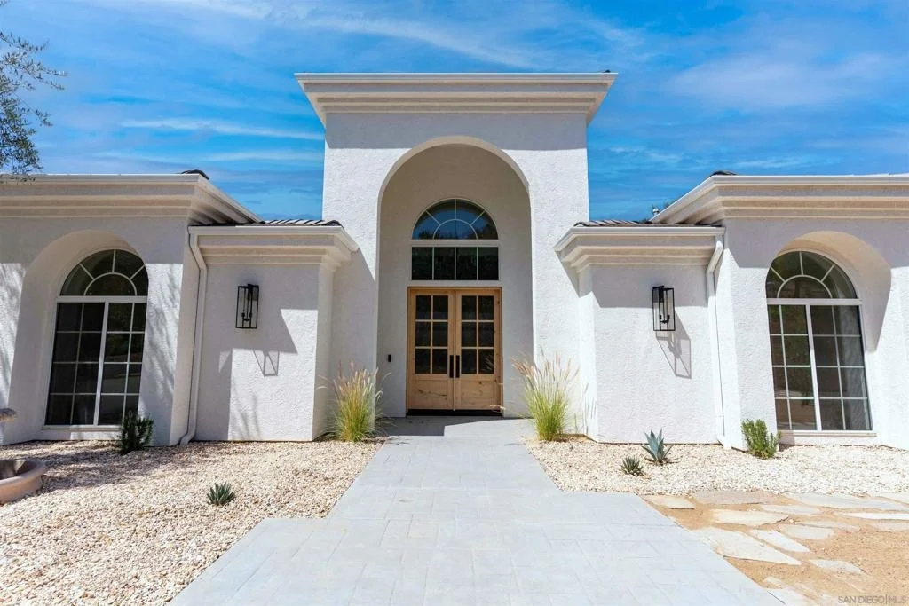 Photo of 3068 Willow Heights Road