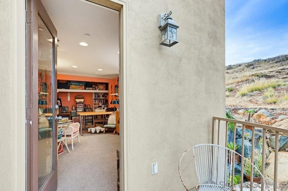 Photo of 9634 Eucalyptus St
