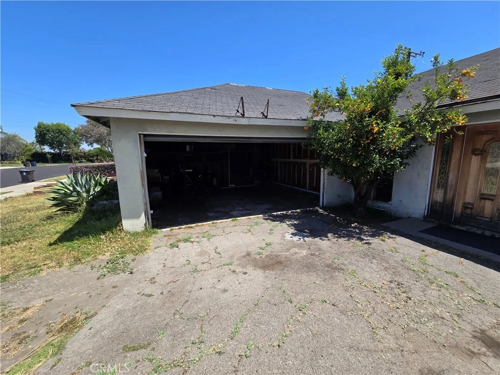 Photo of 15542 Cabot Circle