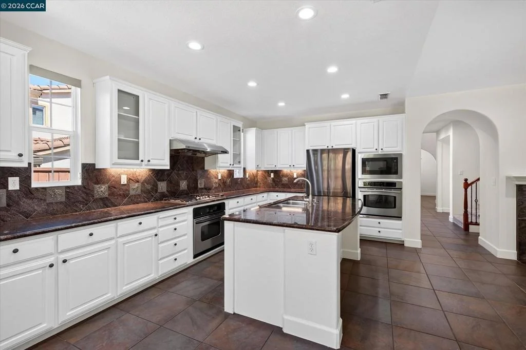 Photo of 5210 S Montecito Dr