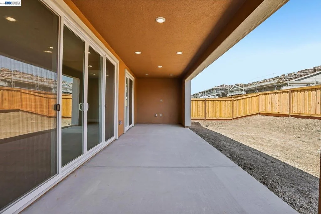 Photo of 421 Trellis Way