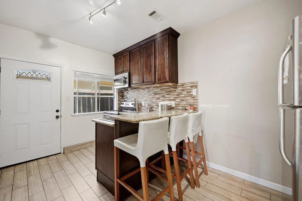 Photo of 758 Candlestick Way