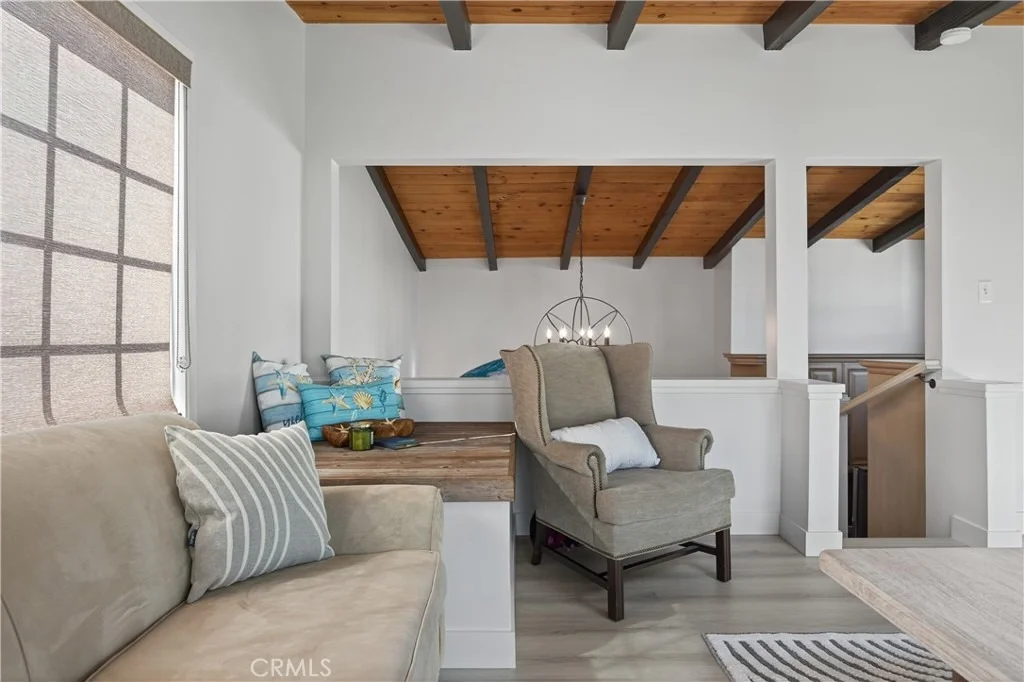 Photo of 317 Cahuenga