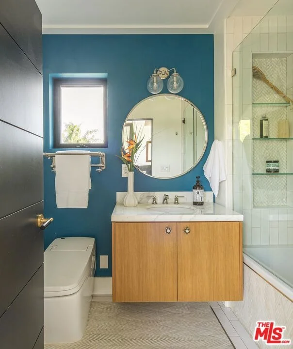 Photo of 231 S Orchard Drive