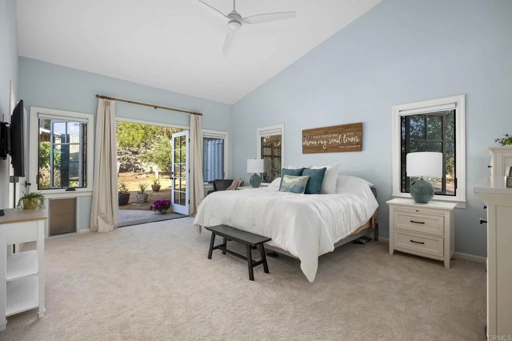 Photo of 1818 Avocado Road