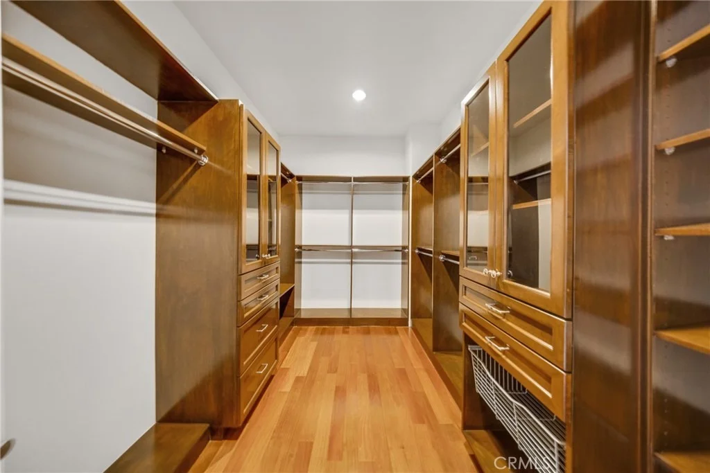 Photo of 2041 S 6th