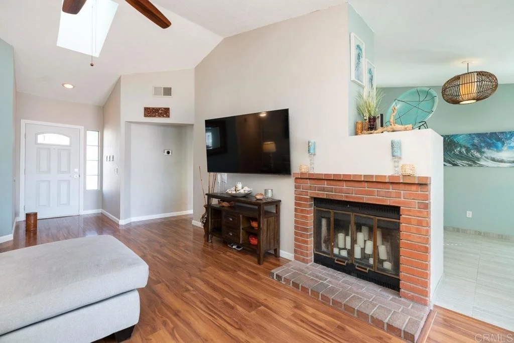 Photo of 883 Glenwood Drive