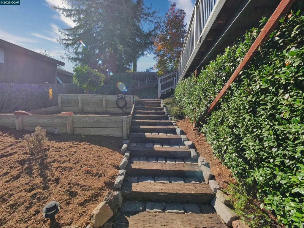 Photo of 4044 Cowell Road
