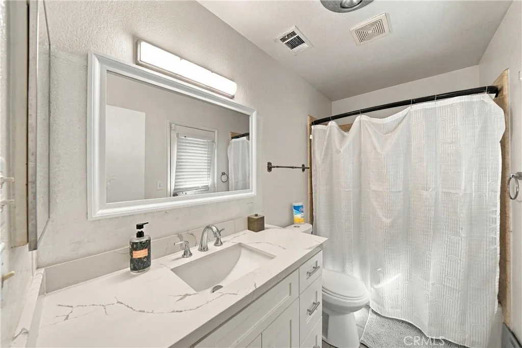 Photo of 21775 Sioux Road