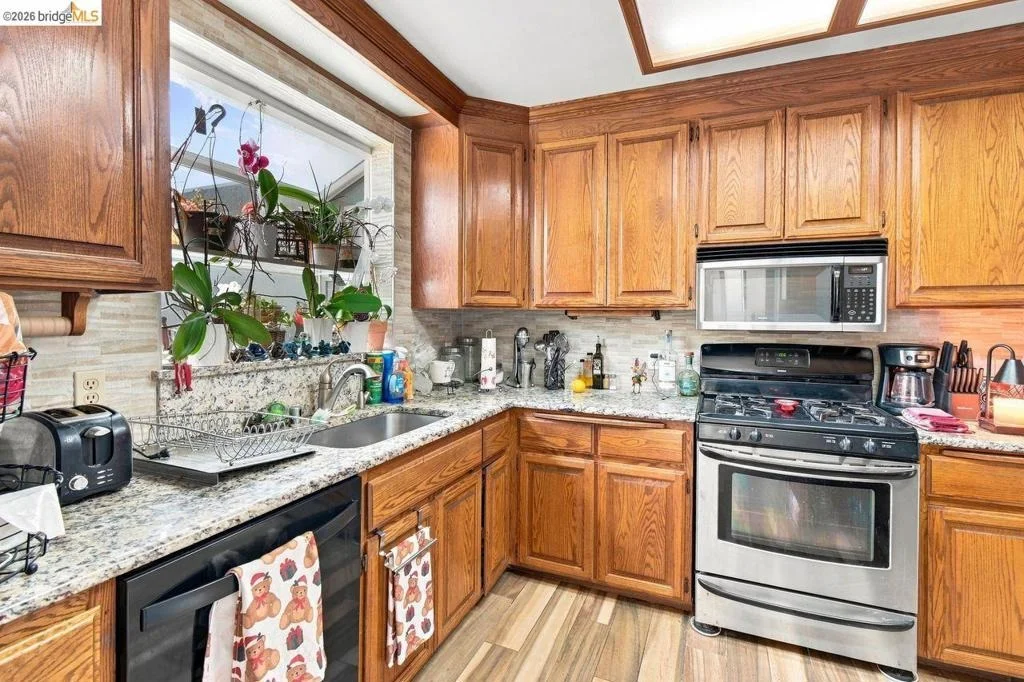 Photo of 209 Fleming Ave