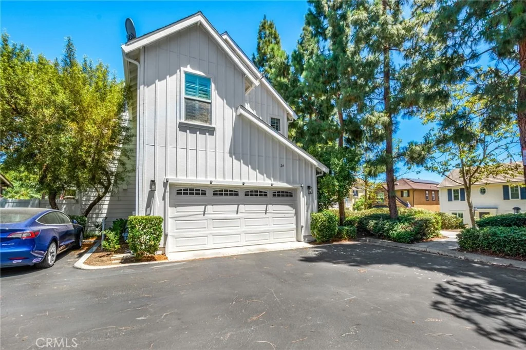Photo of 24 Thorp Spring