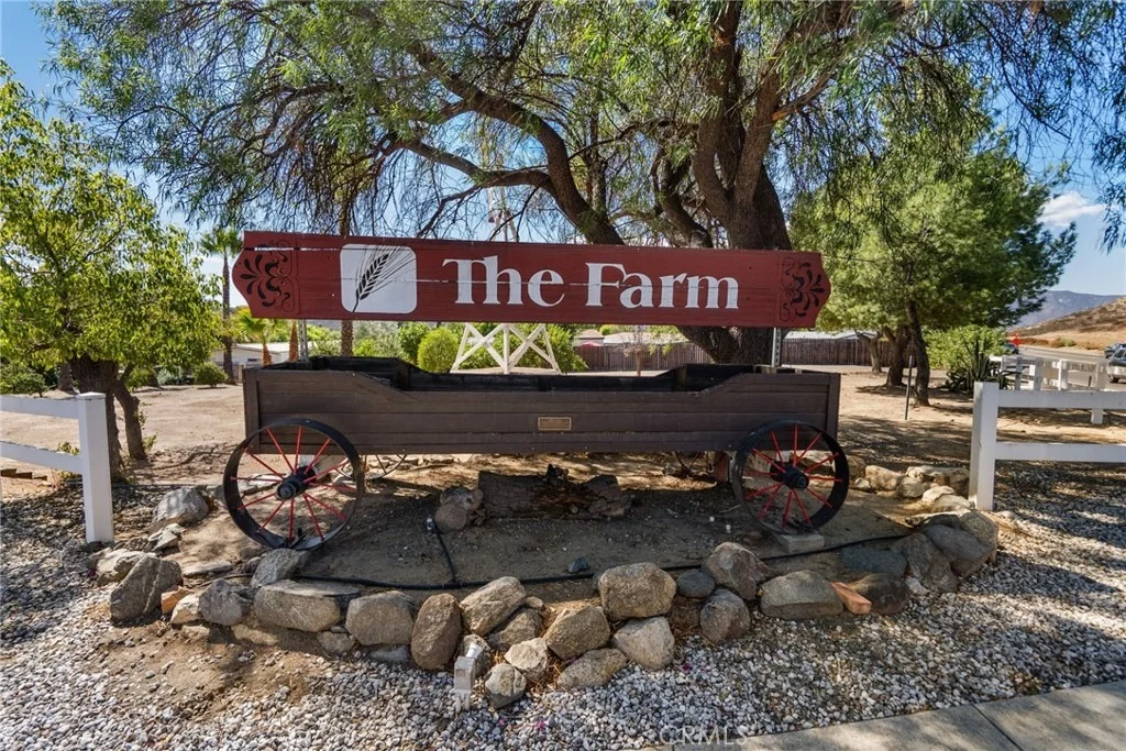 Photo of 34248 Tractor