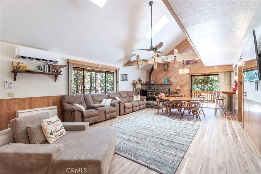 Photo of 12505 Sugarloaf