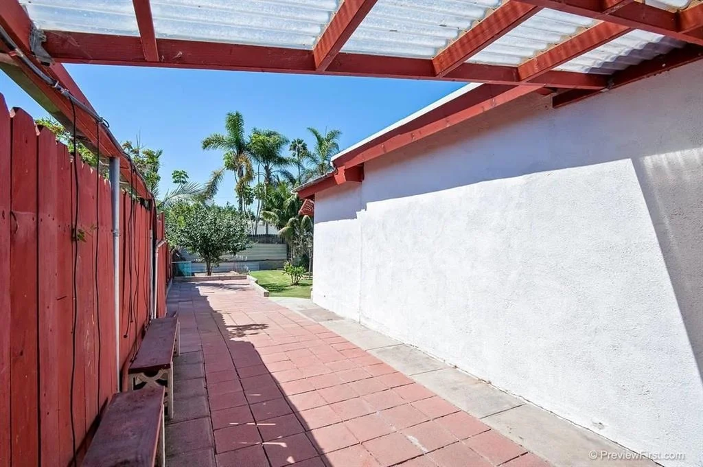 Photo of 804 Del Rio