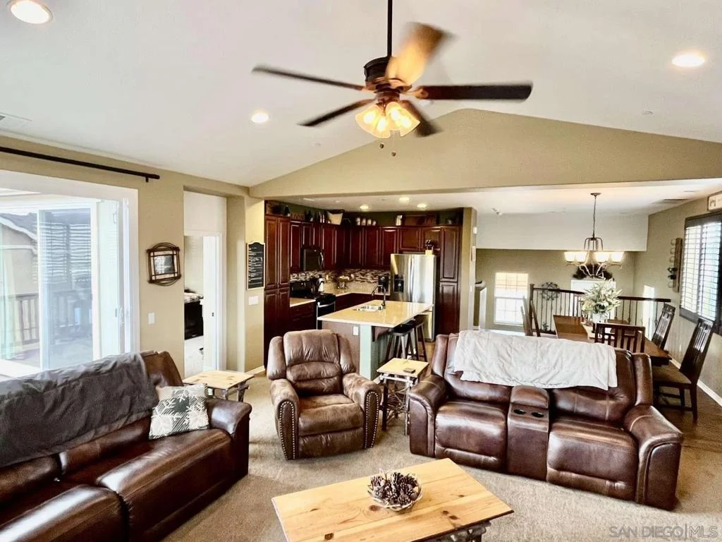 Photo of 231 Maple Ridge Dr