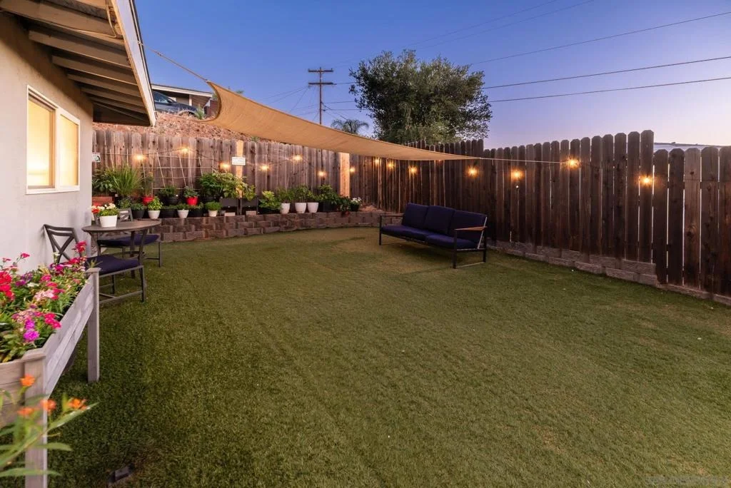 Photo of 9742 Emerald Hill