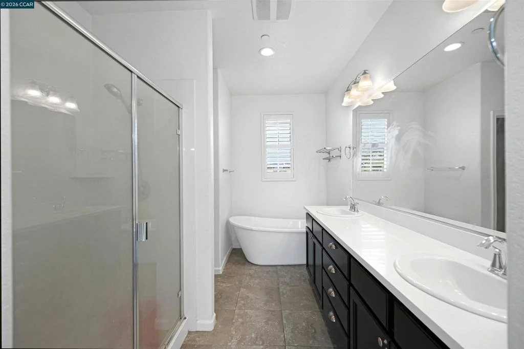 Photo of 531 Lavender Dr