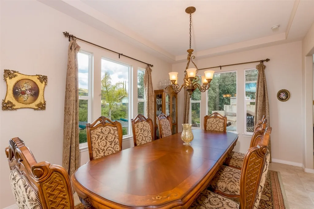Photo of 941 Bellagio Road