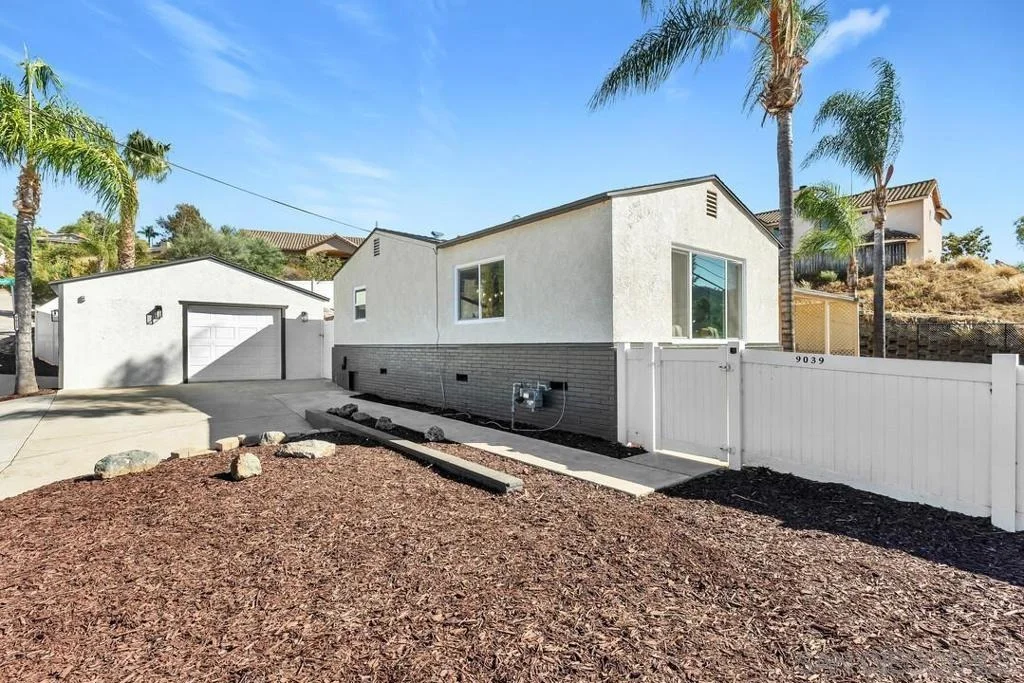 Photo of 9039 Winter Gardens Blvd.