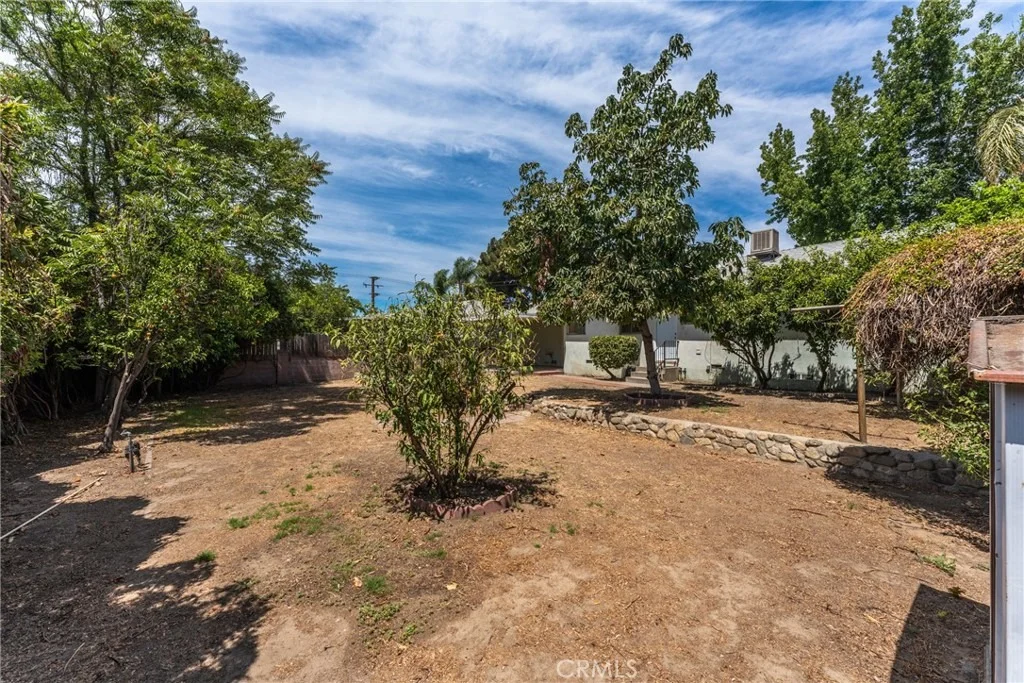 Photo of 237 W Van Koevering Street