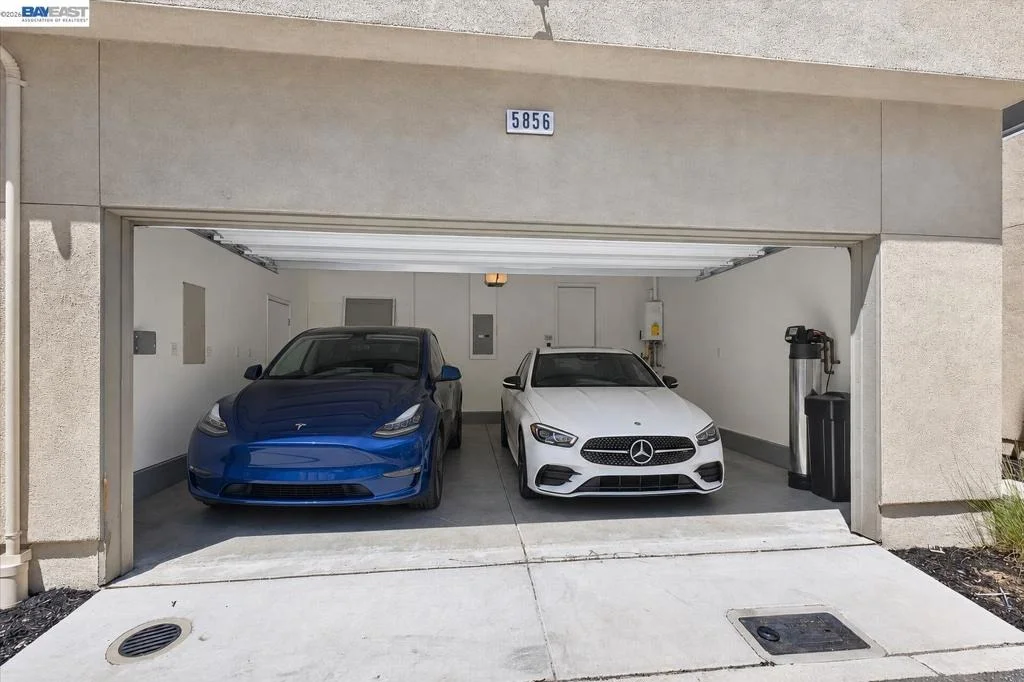 Photo of 5856 Nugget Way