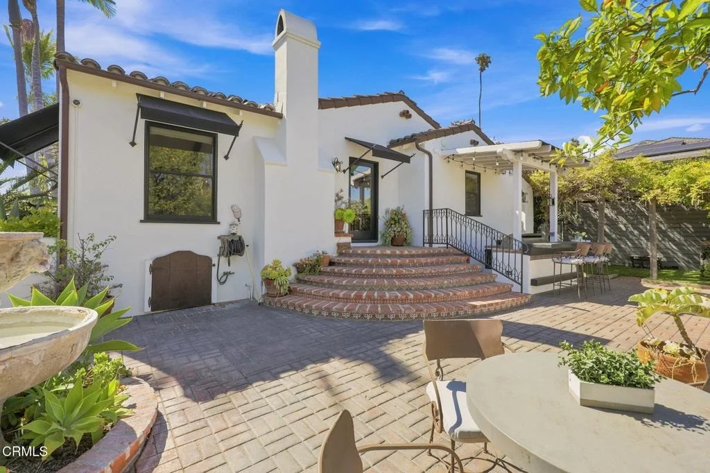 Photo of 25 Encinal Place