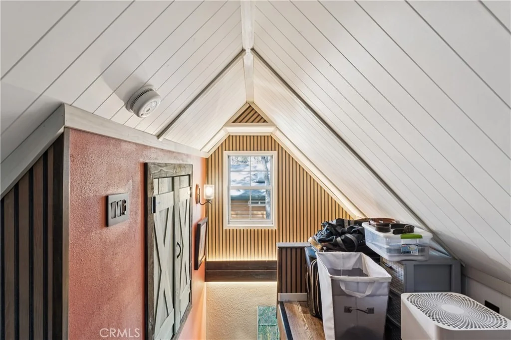 Photo of 903 W Rainbow Boulevard