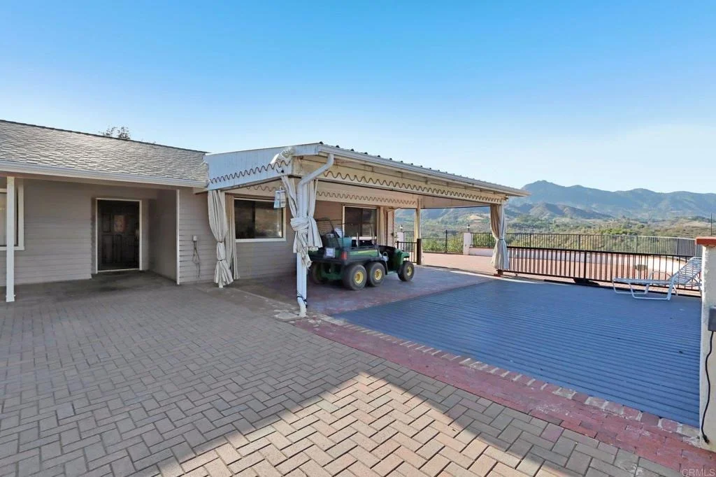 Photo of 39339 De Luz Road