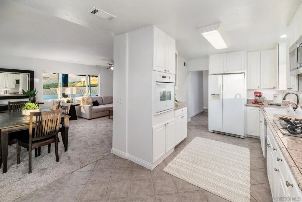 Photo of 9742 Emerald Hill