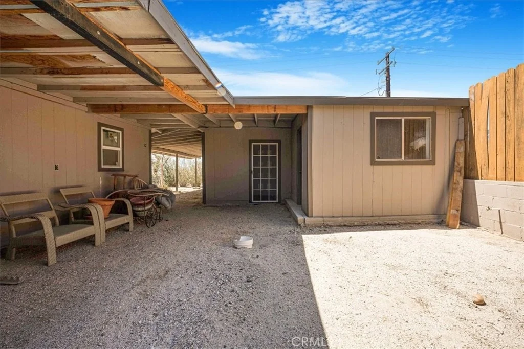 Photo of 60810 Sunrise Road