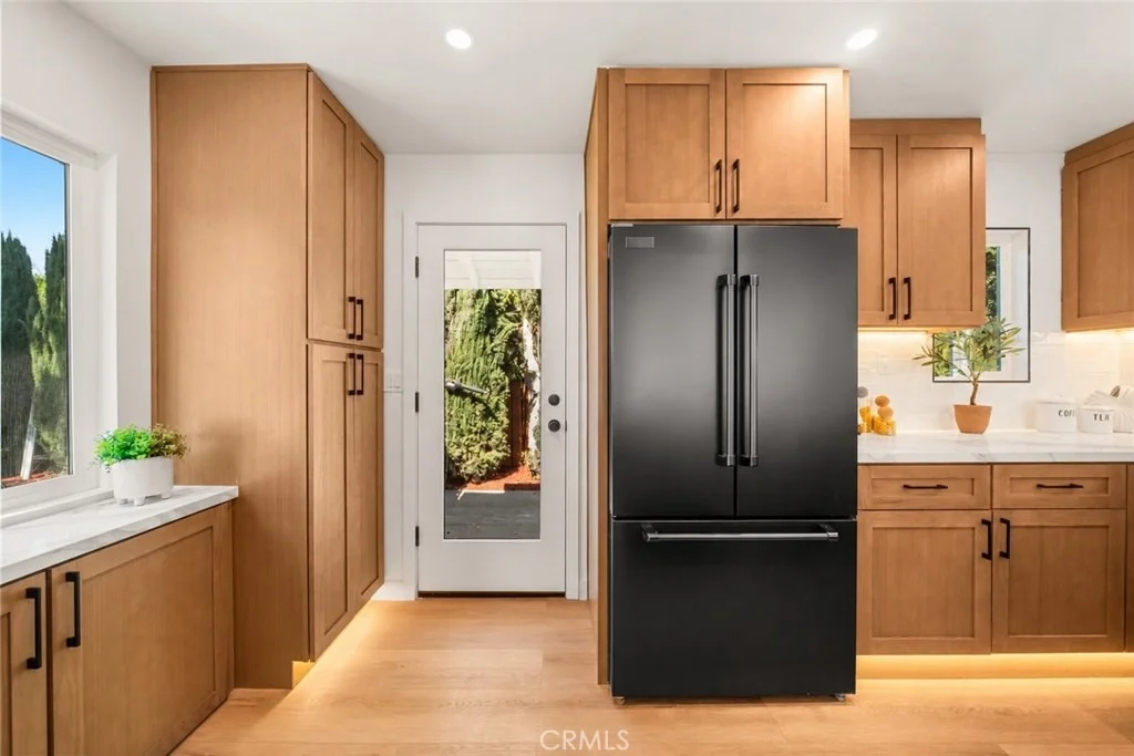 Photo of 500 Santa Paula Avenue