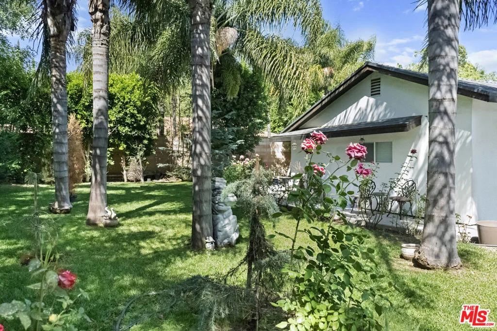 Photo of 13530 Beaver Street