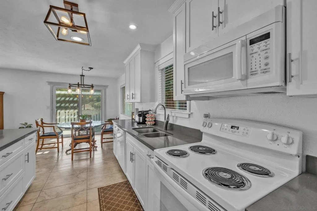 Photo of 1757 Whispering Pines Rd.