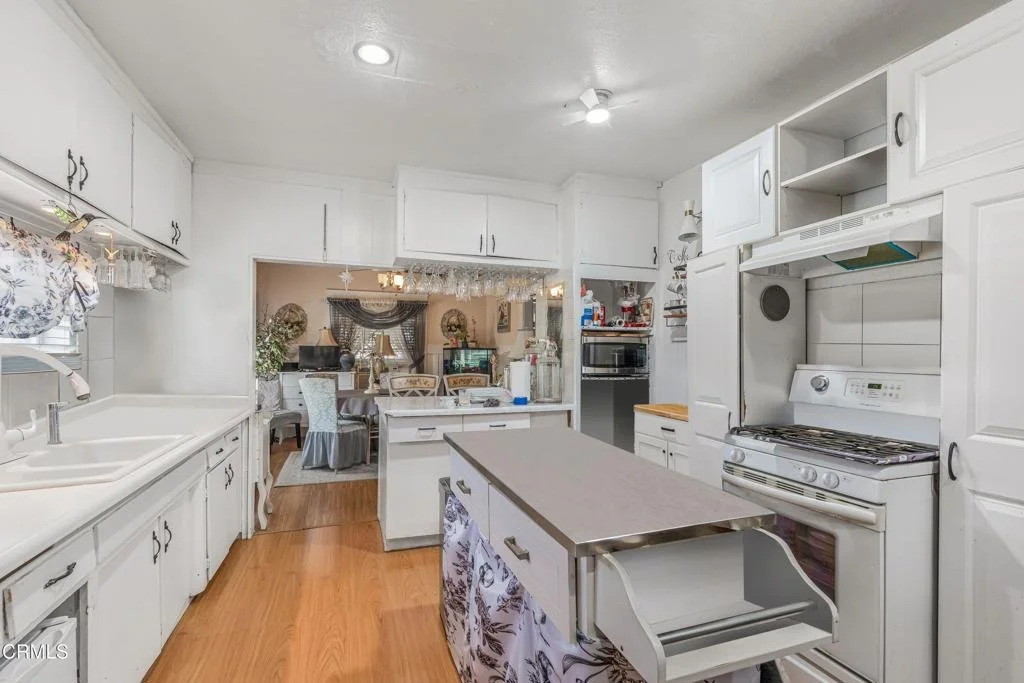 Photo of 426 Sespe Avenue