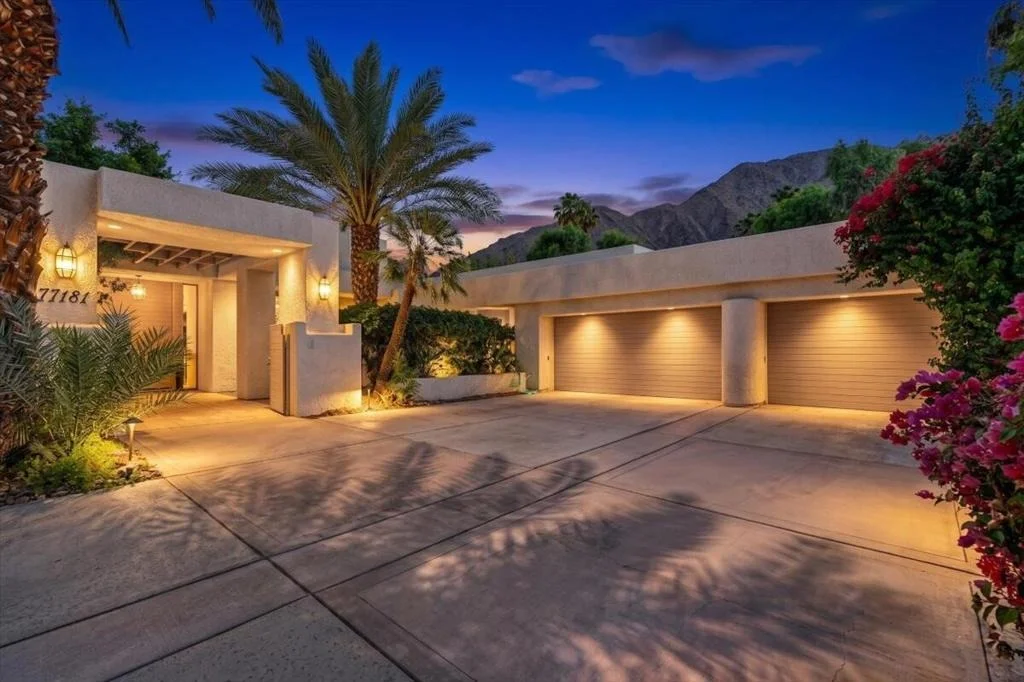 Photo of 77181 Calle Flora