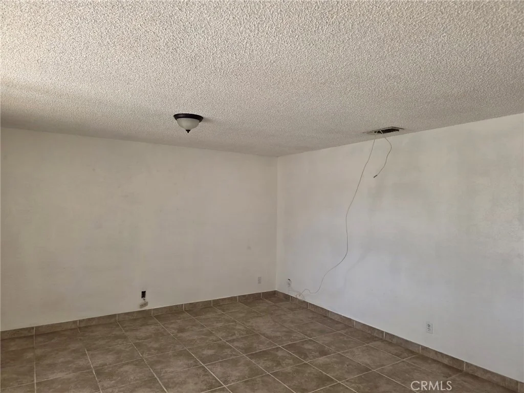 Photo of Unit 1 at 751 Higgins Road