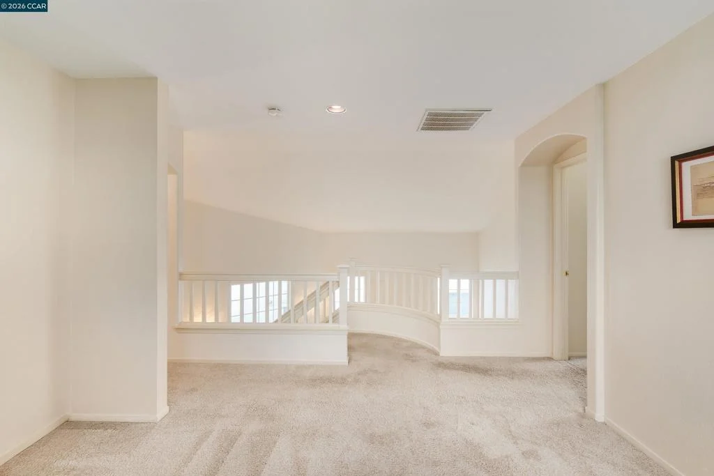 Photo of 1049 Feather Cir